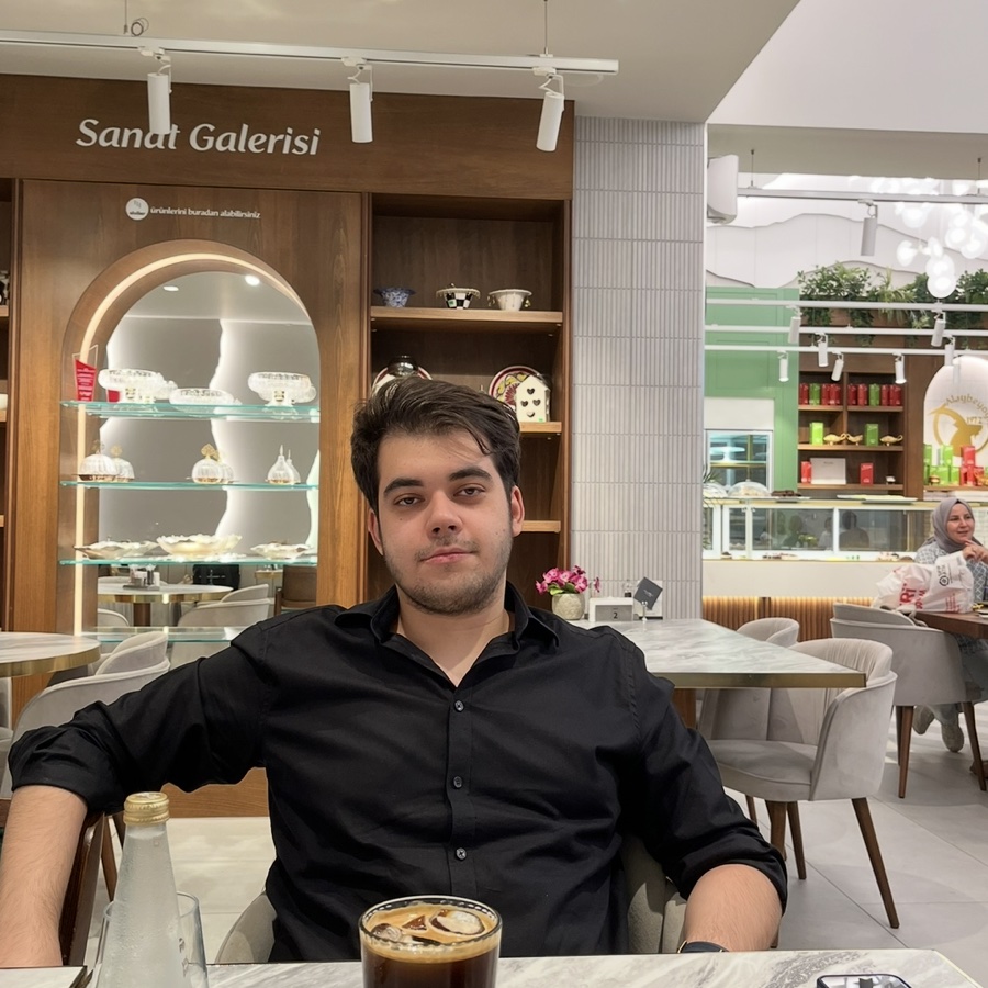 Bahadır Yaşar — Teneffüs kurucusu